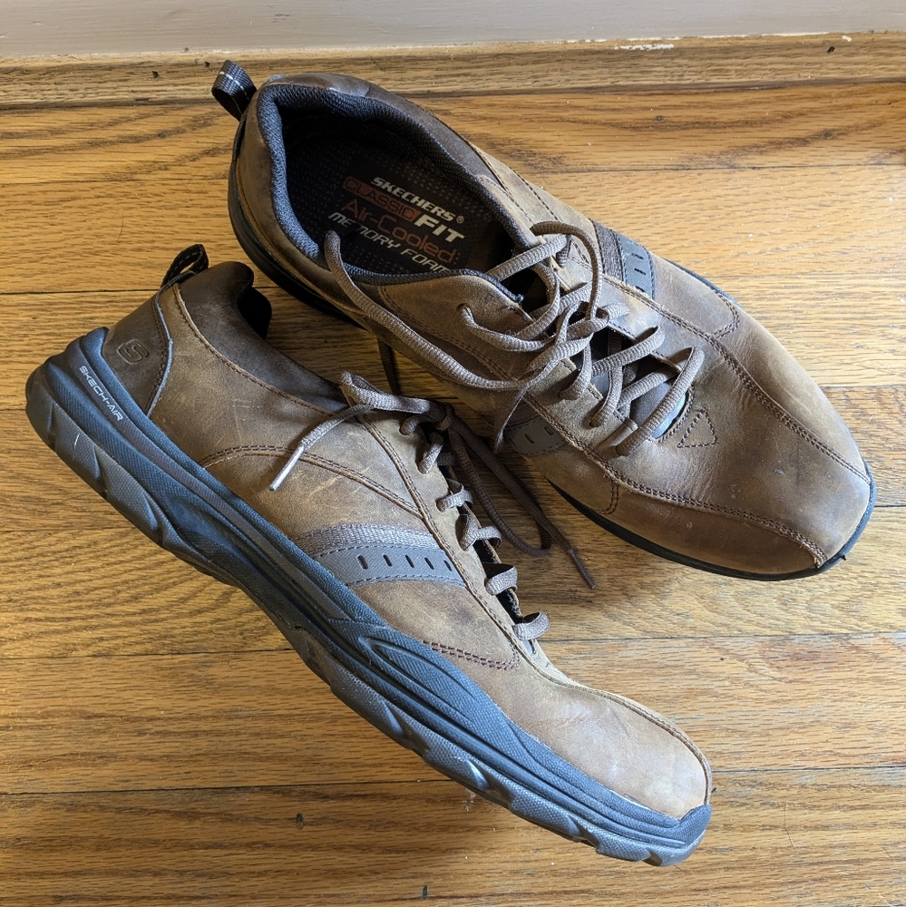 Skechers Size 12 Men's Brown Leather Classic Fit Air-Cooled Memory